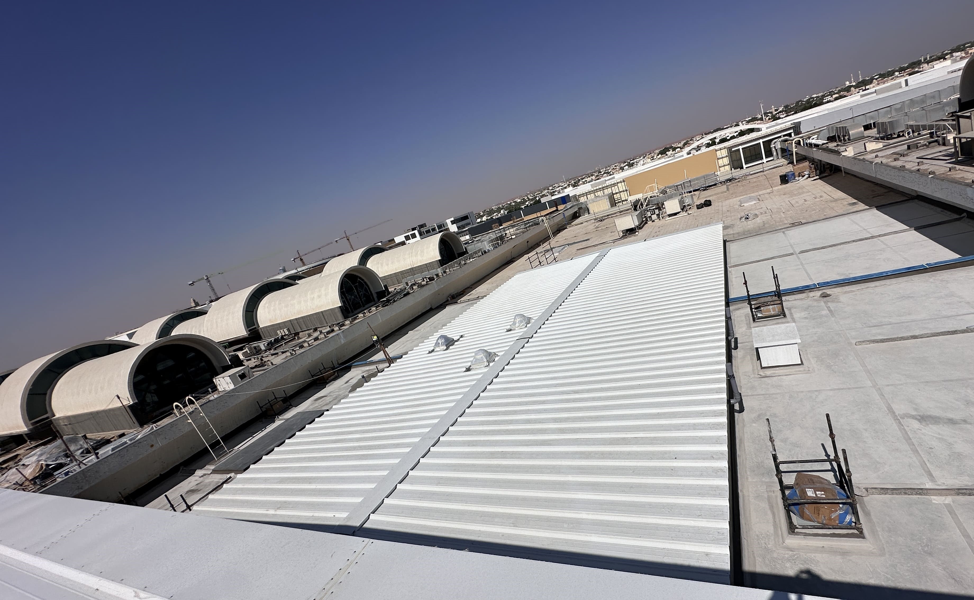 roofing company in dubai